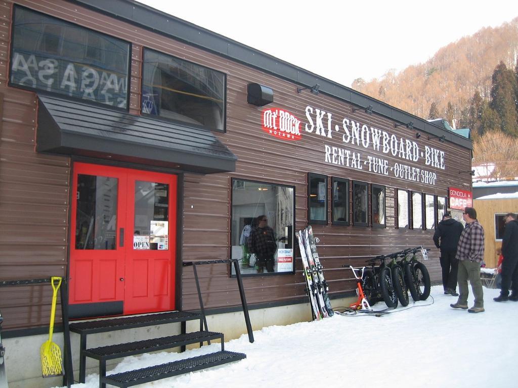 Lodge Nakajima โนซาวะออนเซ็น ภายนอก รูปภาพ