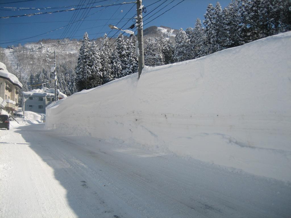Lodge Nakajima โนซาวะออนเซ็น ภายนอก รูปภาพ