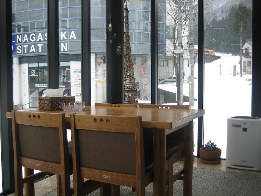Lodge Nakajima โนซาวะออนเซ็น ภายนอก รูปภาพ